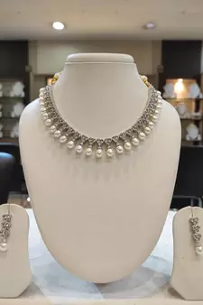 White pearl necklaces