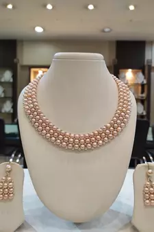 Pink pearl necklaces