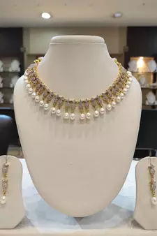 White pearl necklaces
