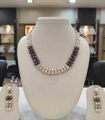 Multicolor pearl necklaces