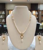 White pearl necklaces
