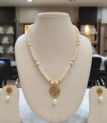 White pearl necklaces