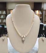White pearl necklaces
