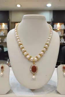 White pearl necklaces