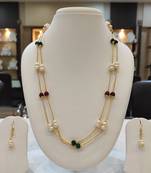 Multicolor pearl necklaces