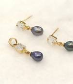 Black pearl pendants