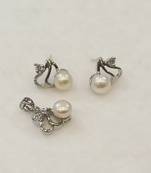 White pearl pendants