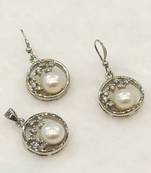 White pearl pendants