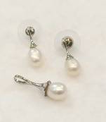 White pearl pendants