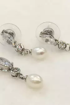 White pearl pendants