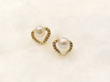 White pearl earrings 1