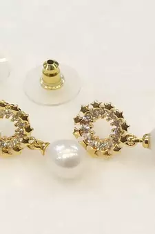 White pearl earrings