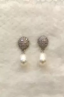 White pearl earrings