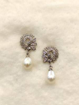 White pearl earrings 1