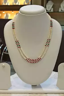 Multicolor pearl necklaces