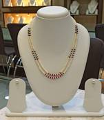 Multicolor pearl necklaces