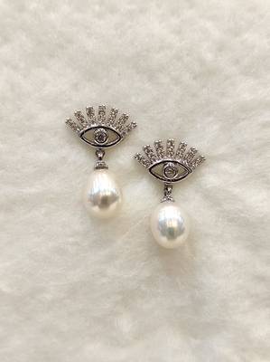 White pearl earrings 1