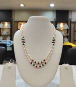Multicolor pearl necklaces