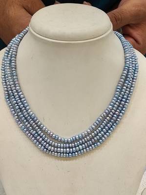 Blue pearl necklaces 1