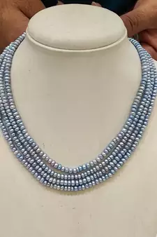 Blue pearl necklaces