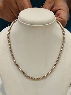 Grey pearl necklaces 1