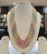 Multicolor pearl necklaces