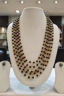 Black pearl necklaces
