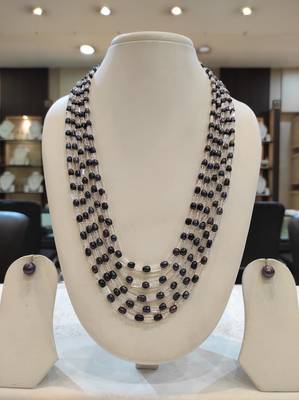 Grey pearl necklaces 1