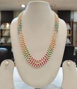 Multicolor pearl necklaces
