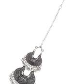 Silver pearl maang-tikka