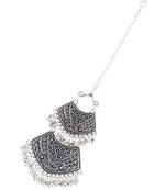 Silver pearl maang-tikka