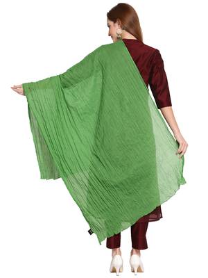 Green Solid Crinkled Cotton Stole (180 x 50 cm) 3