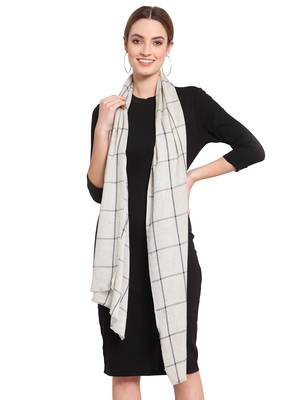 White & Black Checkered Woven Design Woolen Stole (200 x 70 cm) 2