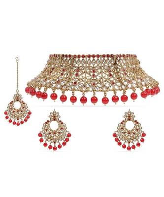 Traditional Gold Plated Kundan & Beads Choker Necklace Jewellery Set with Maang Tiika for Women  1