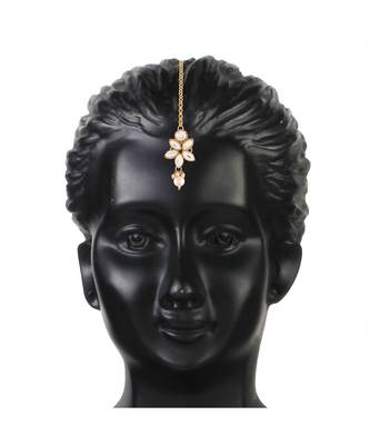 Gold Plated Traditional Kundan with Pearl Choker Necklace Jewellery Set & Maang Tikka for WomenGirls  5