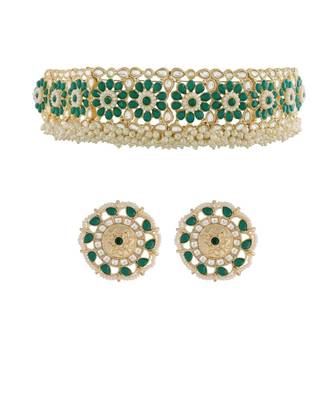 Gold Plated Traditional Green Kundan & Pearl Studded Choker Necklace Jewellery Set For WomenGirls  3