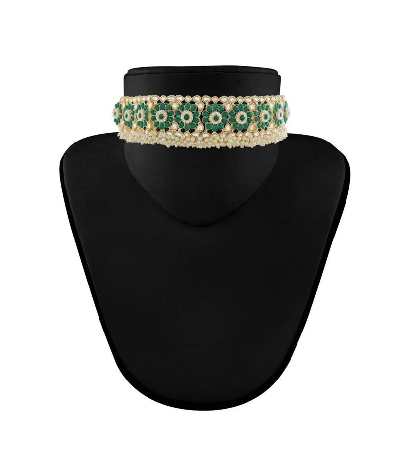 Gold Plated Traditional Green Kundan & Pearl Studded Choker Necklace Jewellery Set For WomenGirls 