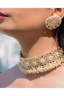 Traditional White Kundan & Pearl Studded Choker Necklace Jewellery Set For WomenGirls 
