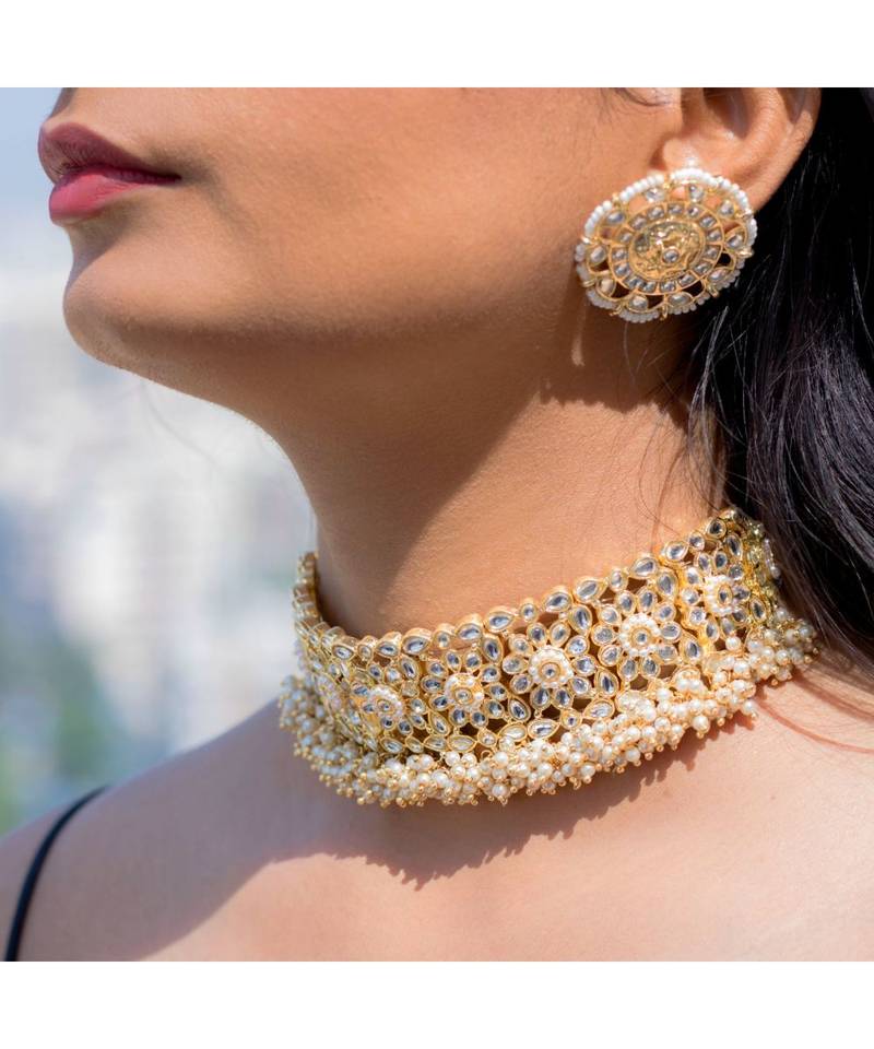 Traditional White Kundan & Pearl Studded Choker Necklace Jewellery Set For WomenGirls 