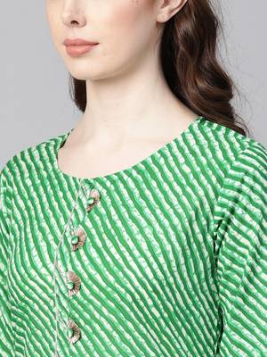 Green printed cotton kurtas-and-kurtis 4
