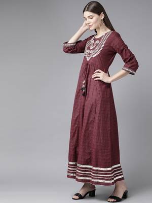 Maroon embroidered cotton kurtas-and-kurtis 2