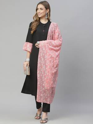 Black plain rayon kurtas-and-kurtis 5