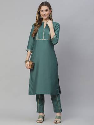 Green printed art silk kurtas-and-kurtis 5
