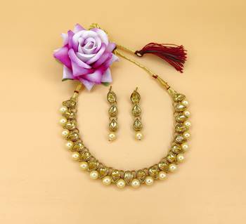 White necklaces 1
