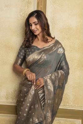 Grey woven cotton saree with blouse 2
