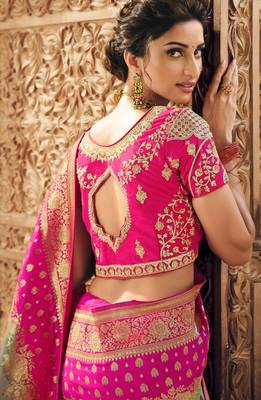 Grey woven silk saree with blouse 4