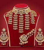 Gold necklace-sets