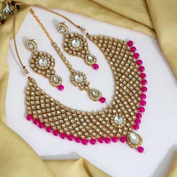 Pink necklace-sets 1