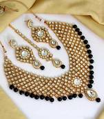 Black necklace-sets