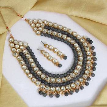 Grey necklace-sets 1